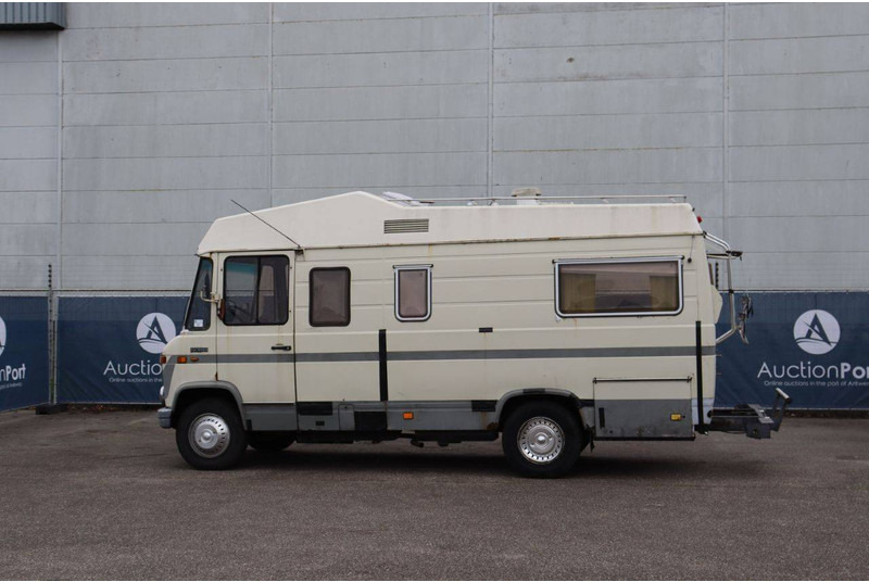 Mercedes-Benz 508D - Fourgon aménagé: photos 3 Mercedes-Benz 508D - Fourgon aménagé: photos 3