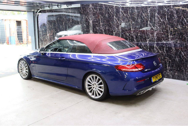 Mercedes-Benz AMG C 43 - Voiture: photos 4 Mercedes-Benz AMG C 43 - Voiture: photos 4