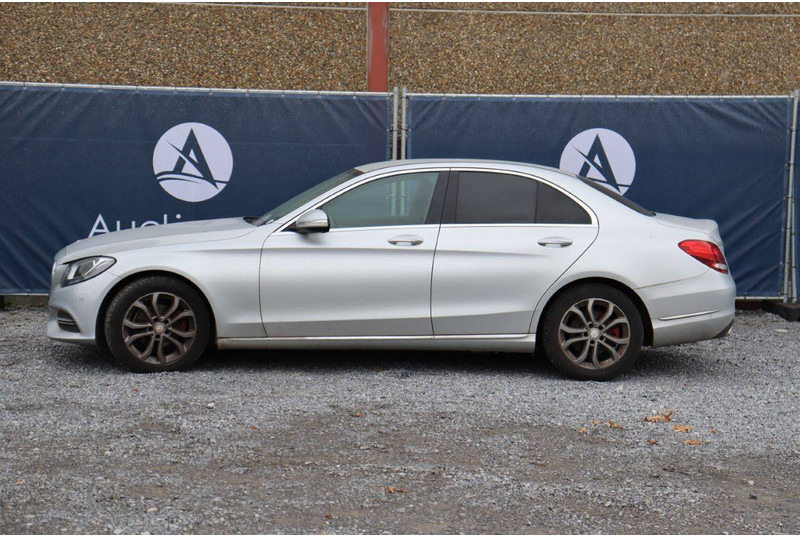 Mercedes-Benz C-Klasse 200 - Berline: photos 2 Mercedes-Benz C-Klasse 200 - Berline: photos 2