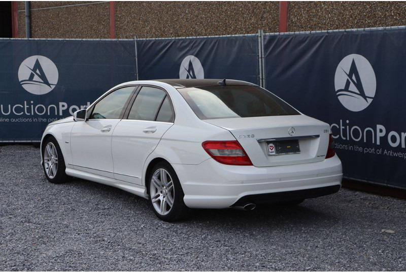 Mercedes-Benz C-Klasse 220 AMG CDI - Berline: photos 4 Mercedes-Benz C-Klasse 220 AMG CDI - Berline: photos 4
