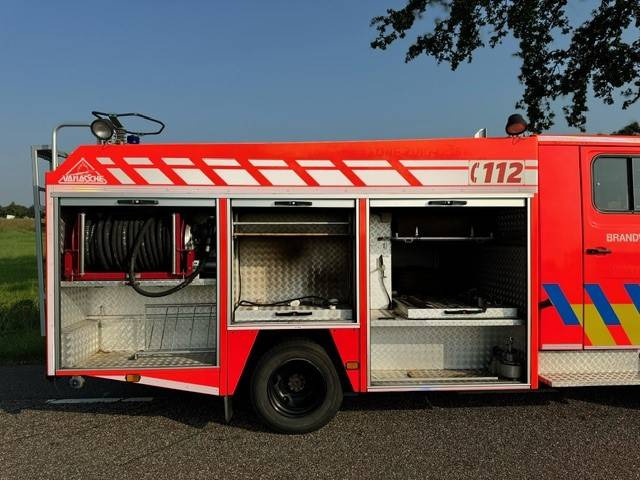 Mercedes-Benz E817R - Camion de pompier: photos 4 Mercedes-Benz E817R - Camion de pompier: photos 4