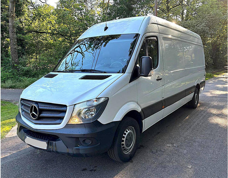 Mercedes-Benz Sprinter (II - update) 316 CDI - Fourgon utilitaire: photos 1 Mercedes-Benz Sprinter (II - update) 316 CDI - Fourgon utilitaire: photos 1