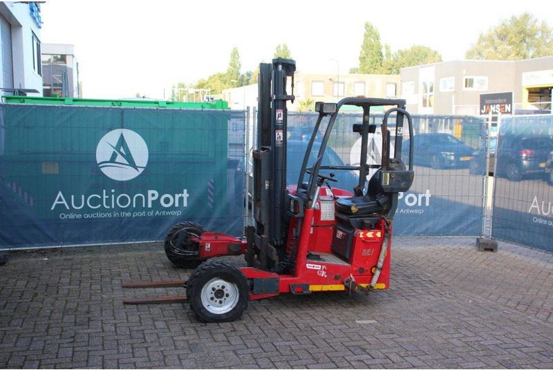 Moffett M4 20.4 - Chariot embarqué: photos 1 Moffett M4 20.4 - Chariot embarqué: photos 1