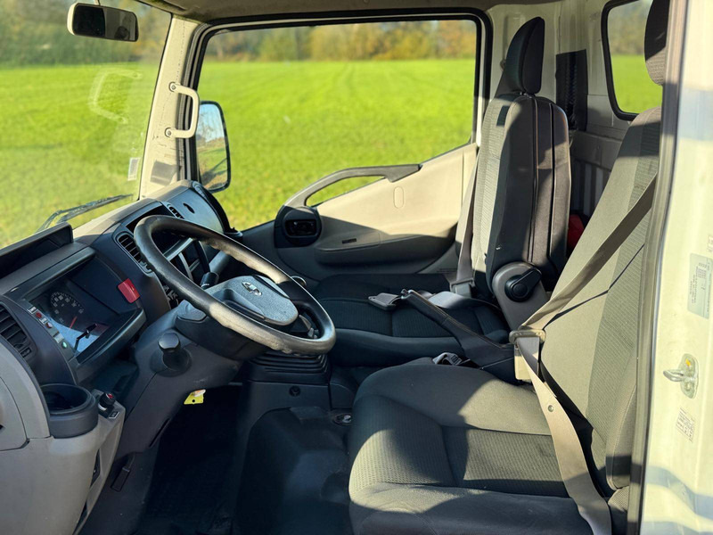 Nissan Cabstar Klubb K26 - Camion avec nacelle: photos 5 Nissan Cabstar Klubb K26 - Camion avec nacelle: photos 5