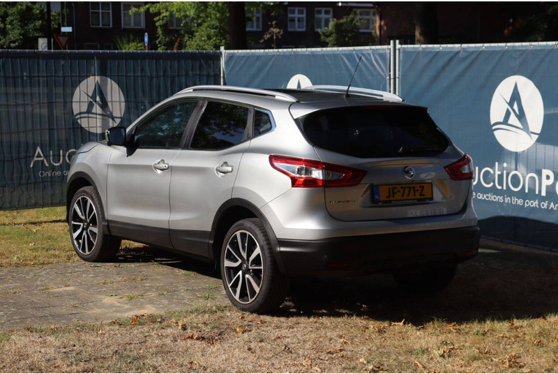 Nissan QASHQAI - SUV: photos 4 Nissan QASHQAI - SUV: photos 4