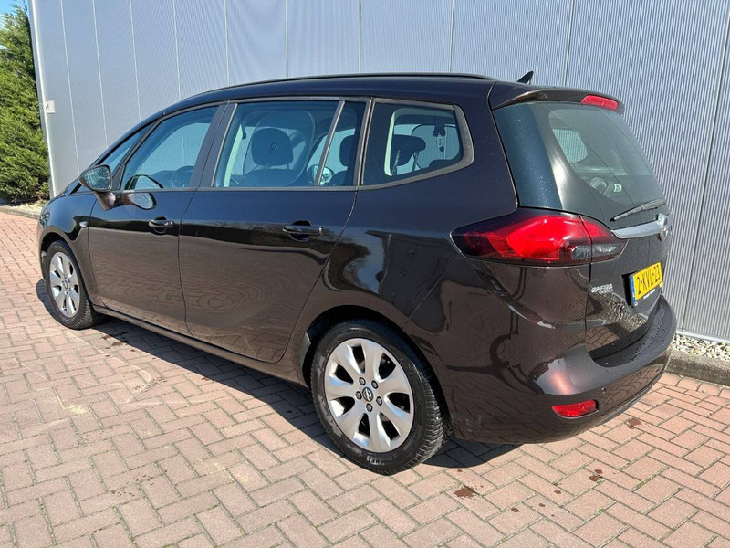 Opel Zafira 1.4 Tourer Business+ - Voiture: photos 3 Opel Zafira 1.4 Tourer Business+ - Voiture: photos 3