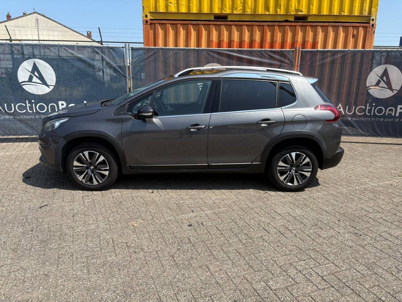 Peugeot 2008 SUV - SUV: photos 2 Peugeot 2008 SUV - SUV: photos 2