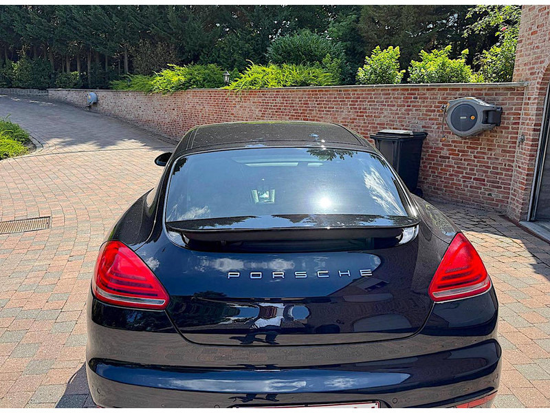 Porsche Panamera 3.0 V6 Diesel - Berline: photos 2 Porsche Panamera 3.0 V6 Diesel - Berline: photos 2