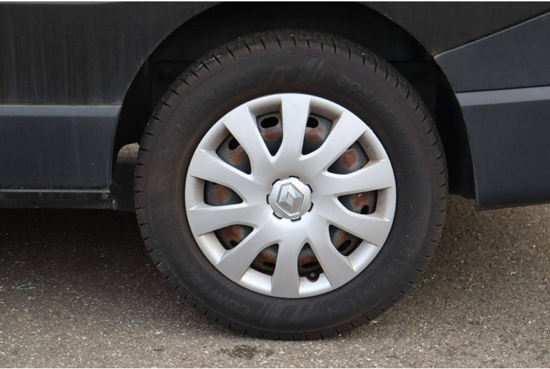 Fourgon utilitaire Renault Trafic: photos 16