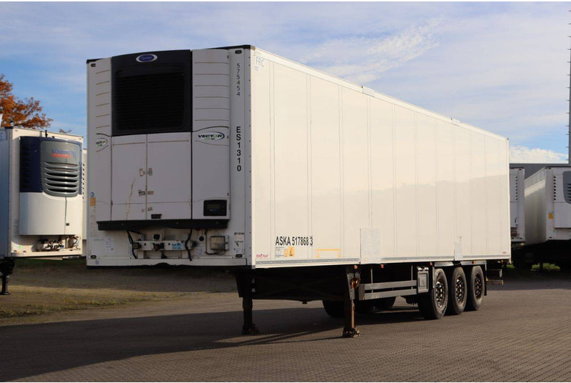 Schmitz Cargobull SCB*S3B - Semi-remorque frigorifique: photos 2 Schmitz Cargobull SCB*S3B - Semi-remorque frigorifique: photos 2