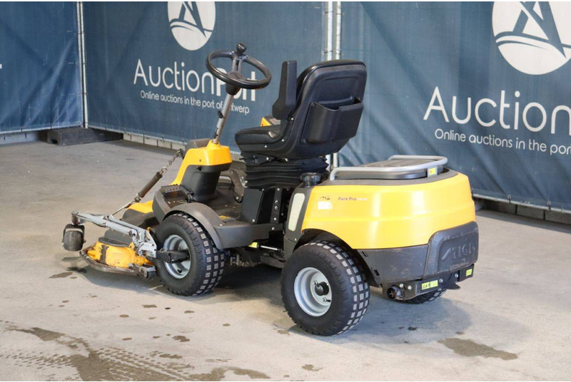 Stiga Park Pro 540 IX - Motofaucheuse: photos 3 Stiga Park Pro 540 IX - Motofaucheuse: photos 3