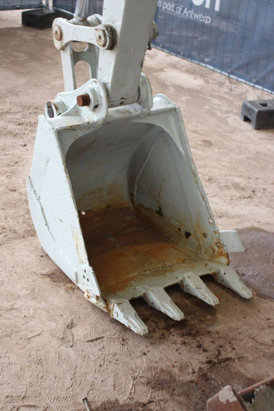 Pelle sur chenille Takeuchi TB175C: photos 14