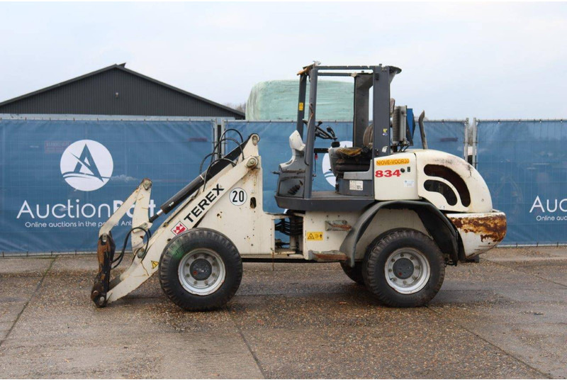 Terex 834 - Chargeuse sur pneus: photos 1 Terex 834 - Chargeuse sur pneus: photos 1