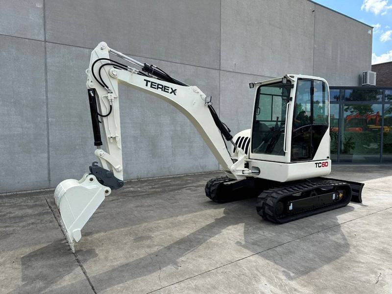 Terex TC60 - Pelle sur chenille: photos 1 Terex TC60 - Pelle sur chenille: photos 1