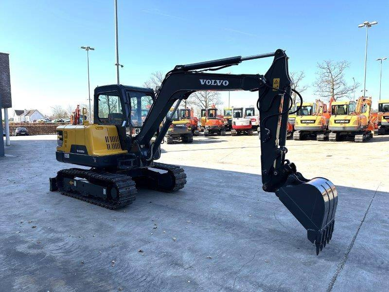 Volvo EC55D - Pelle sur chenille: photos 3 Volvo EC55D - Pelle sur chenille: photos 3