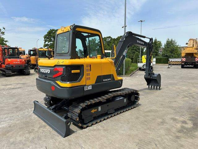 Volvo EC60D - Pelle sur chenille: photos 4 Volvo EC60D - Pelle sur chenille: photos 4