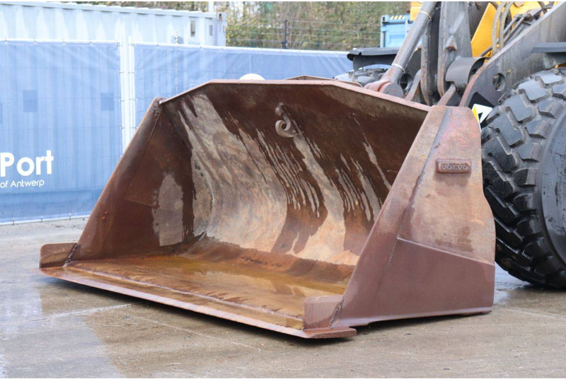 Chargeuse sur pneus Volvo L150H: photos 11