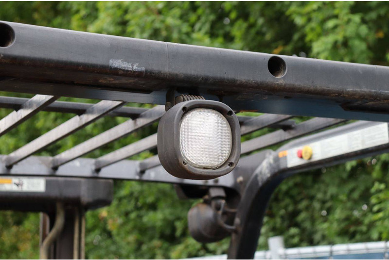 Chariot élévateur à gaz Yale GLP30: photos 16 Chariot élévateur à gaz Yale GLP30: photos 16