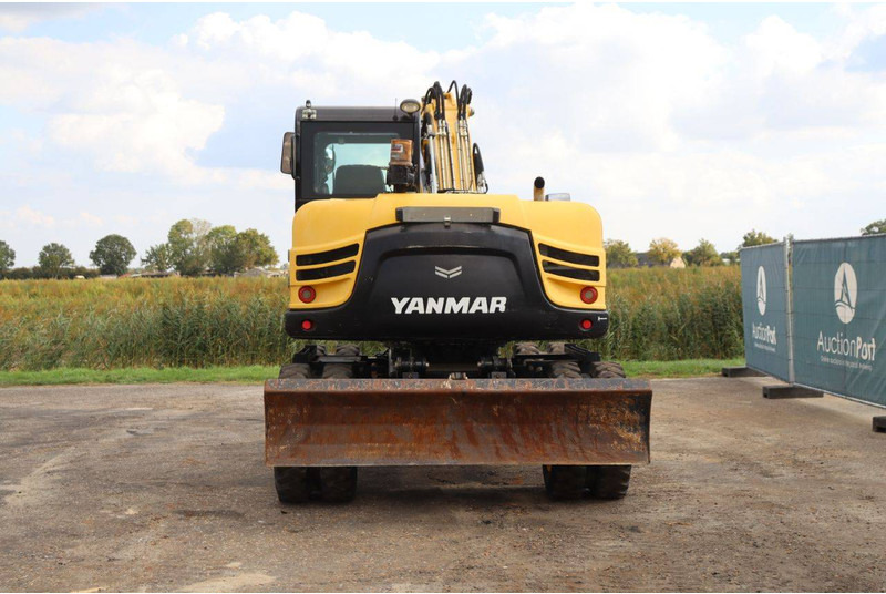 Yanmar B110W - Pelle sur pneus: photos 5 Yanmar B110W - Pelle sur pneus: photos 5