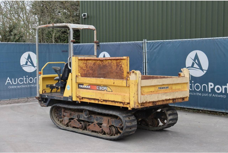 Yanmar C30R-2B - Mini tombereau: photos 3 Yanmar C30R-2B - Mini tombereau: photos 3