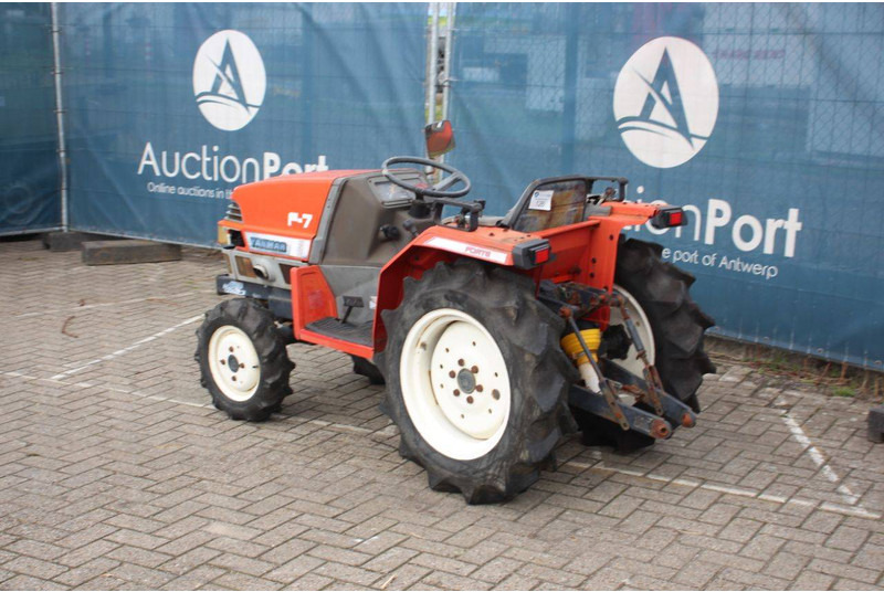 Yanmar F-7 D - Tracteur agricole: photos 3 Yanmar F-7 D - Tracteur agricole: photos 3