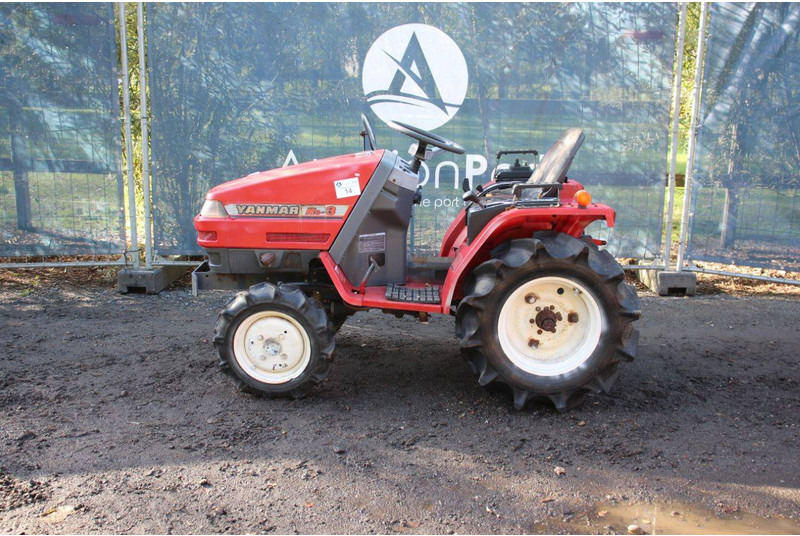 Yanmar KE-3 - Tracteur agricole: photos 2 Yanmar KE-3 - Tracteur agricole: photos 2