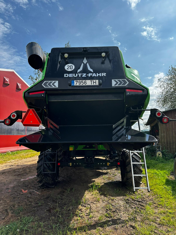 DEUTZ-FAHR C 9306 TS - Moissonneuse-batteuse: photos 4 DEUTZ-FAHR C 9306 TS - Moissonneuse-batteuse: photos 4