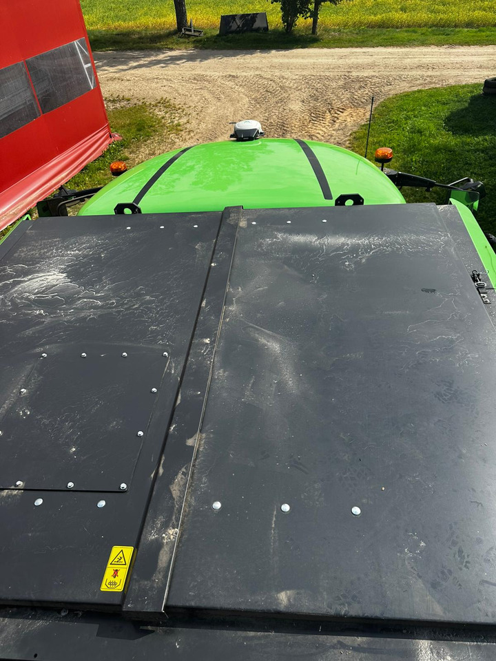 DEUTZ-FAHR C 9306 TS - Moissonneuse-batteuse: photos 5 DEUTZ-FAHR C 9306 TS - Moissonneuse-batteuse: photos 5