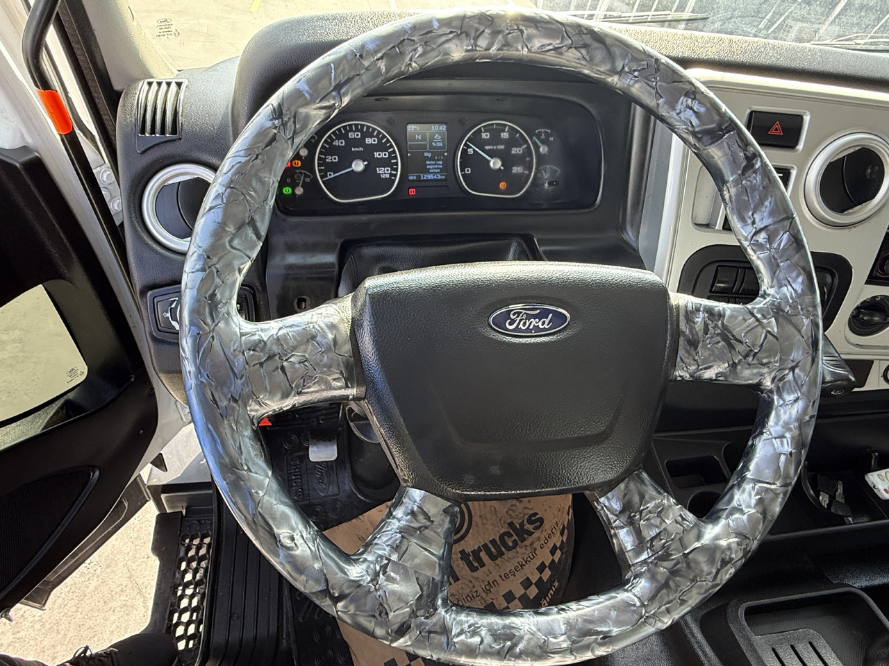 Camion benne FORD 2017 FORD CARGO 4142 D /  MANUAL-AC -EURO6-8X4-HARDOX TIPPER: photos 26