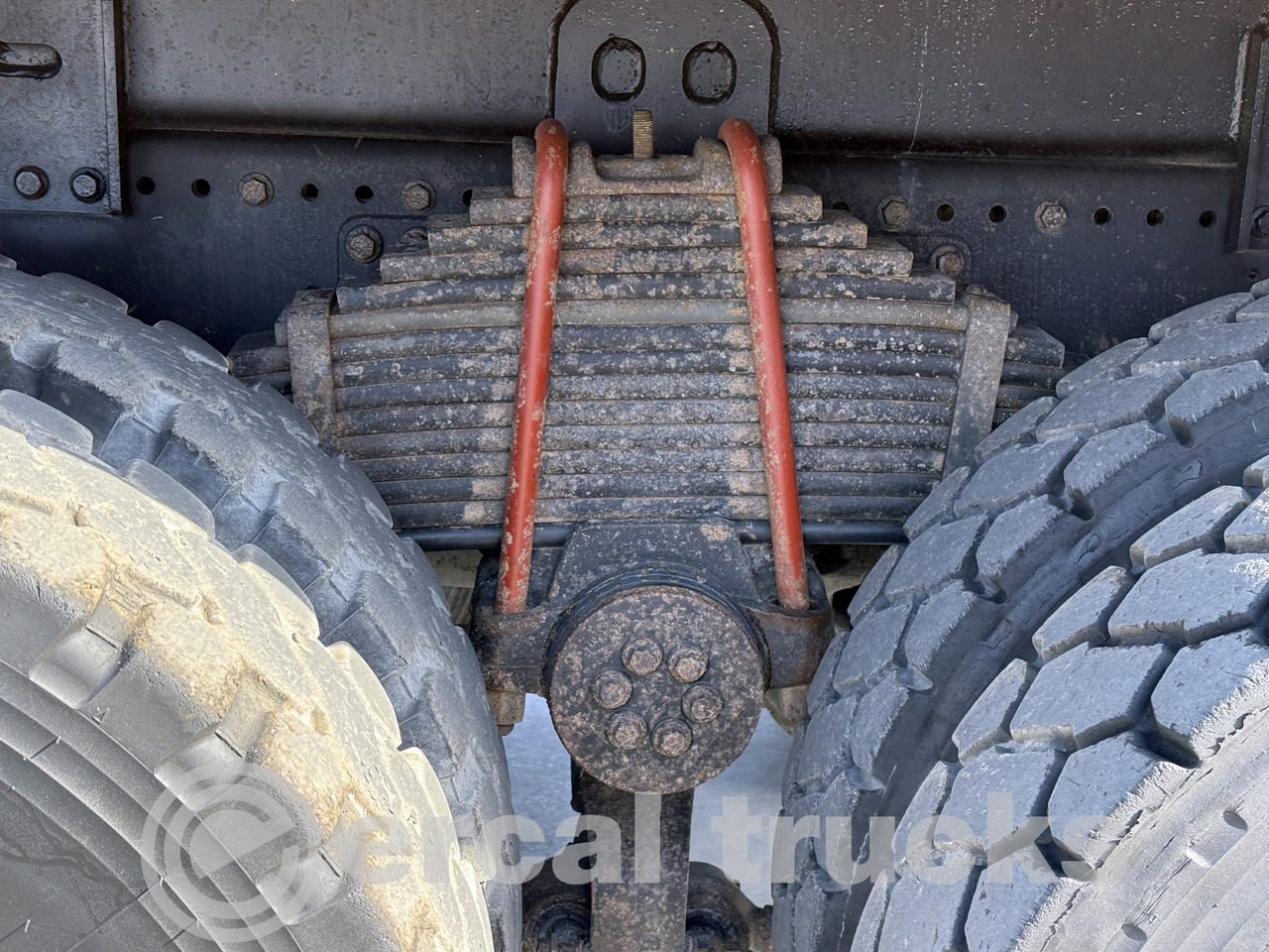 Camion benne FORD 2017 FORD CARGO 4142 D /  MANUAL-AC -EURO6-8X4-HARDOX TIPPER: photos 11