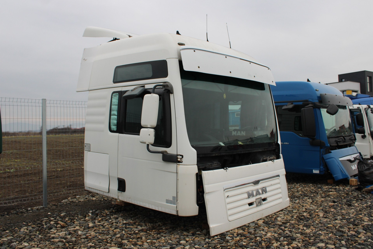 CABINA MAN TGA XXL - Cabine pour Camion: photos 3 CABINA MAN TGA XXL - Cabine pour Camion: photos 3
