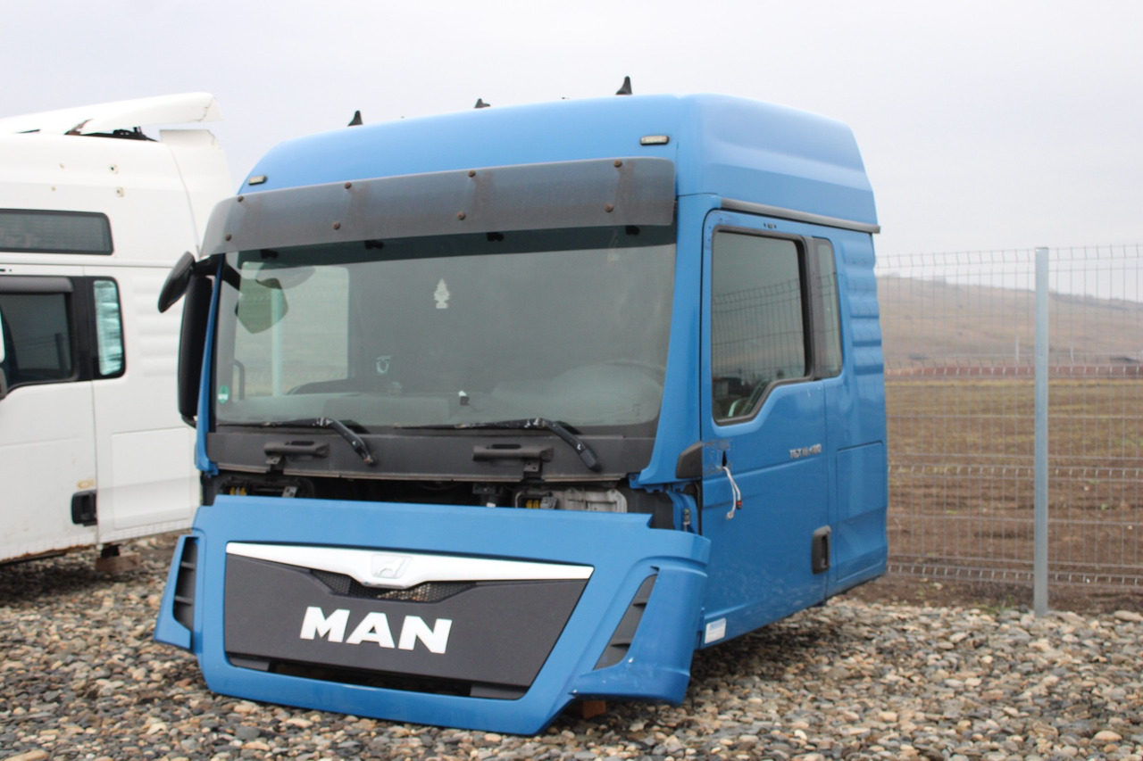 CABINA MAN TGX XLX - Cabine pour Camion: photos 2 CABINA MAN TGX XLX - Cabine pour Camion: photos 2