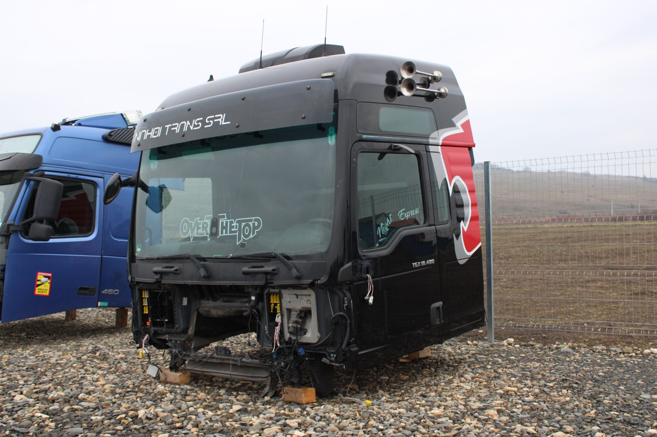 CABINA MAN TGX XXL - Cabine pour Camion: photos 3 CABINA MAN TGX XXL - Cabine pour Camion: photos 3