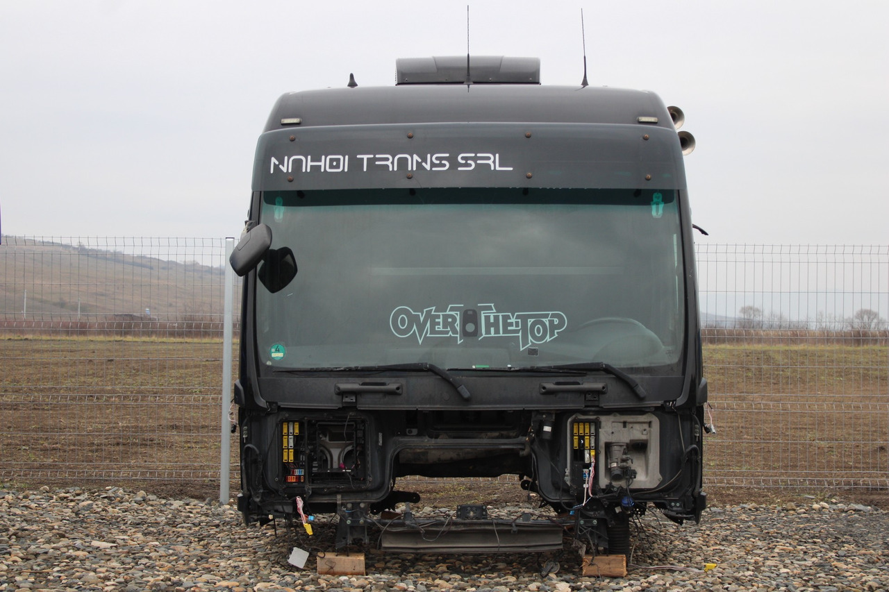 CABINA MAN TGX XXL - Cabine pour Camion: photos 1 CABINA MAN TGX XXL - Cabine pour Camion: photos 1