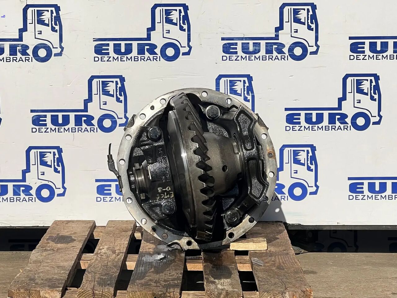 DIFERENTIAL RENAULT MS17X R=2.64 - Différentiel pour Camion: photos 2 DIFERENTIAL RENAULT MS17X R=2.64 - Différentiel pour Camion: photos 2