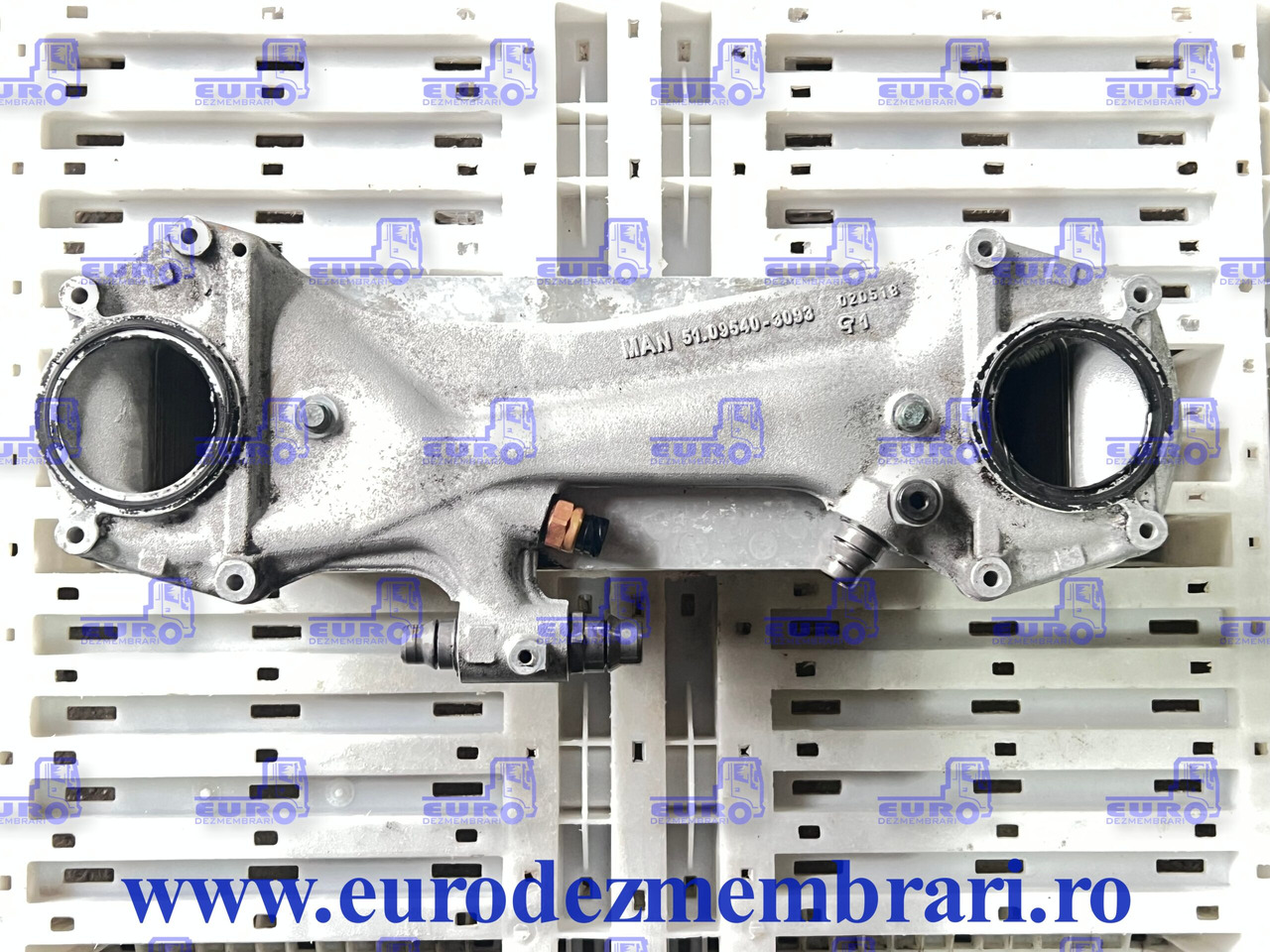 INTERCOOLER INALTA PRESIUNE MAN TGX D3876 51.09500.7181 51.09500.7194 51.09500.7189 - Intercooler pour Camion: photos 2 INTERCOOLER INALTA PRESIUNE MAN TGX D3876 51.09500.7181 51.09500.7194 51.09500.7189 - Intercooler pour Camion: photos 2