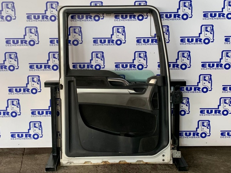 USA STANGA MAN TGX - Portière et pièces pour Camion: photos 2 USA STANGA MAN TGX - Portière et pièces pour Camion: photos 2