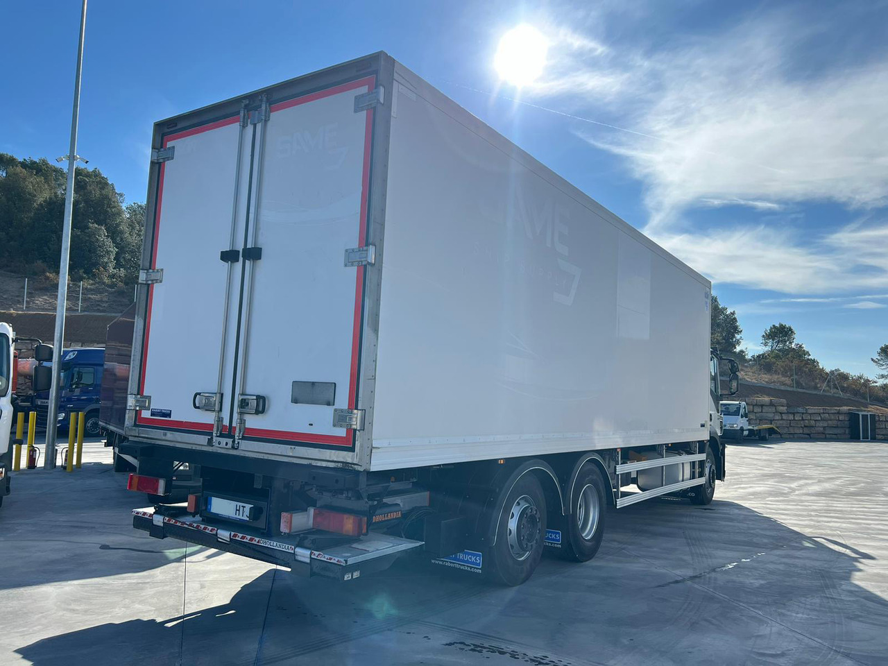 IVECO AD260S36 STRALIS EEV (Refrigerator) - Camion frigorifique: photos 3 IVECO AD260S36 STRALIS EEV (Refrigerator) - Camion frigorifique: photos 3