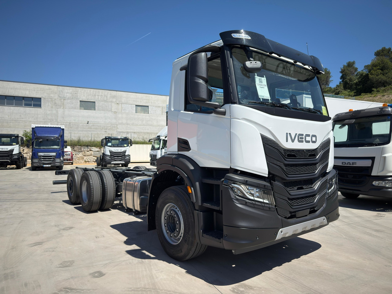 IVECO AD280X40 YPS ON X-WAY E6 (Chassis) - Châssis cabine: photos 2 IVECO AD280X40 YPS ON X-WAY E6 (Chassis) - Châssis cabine: photos 2
