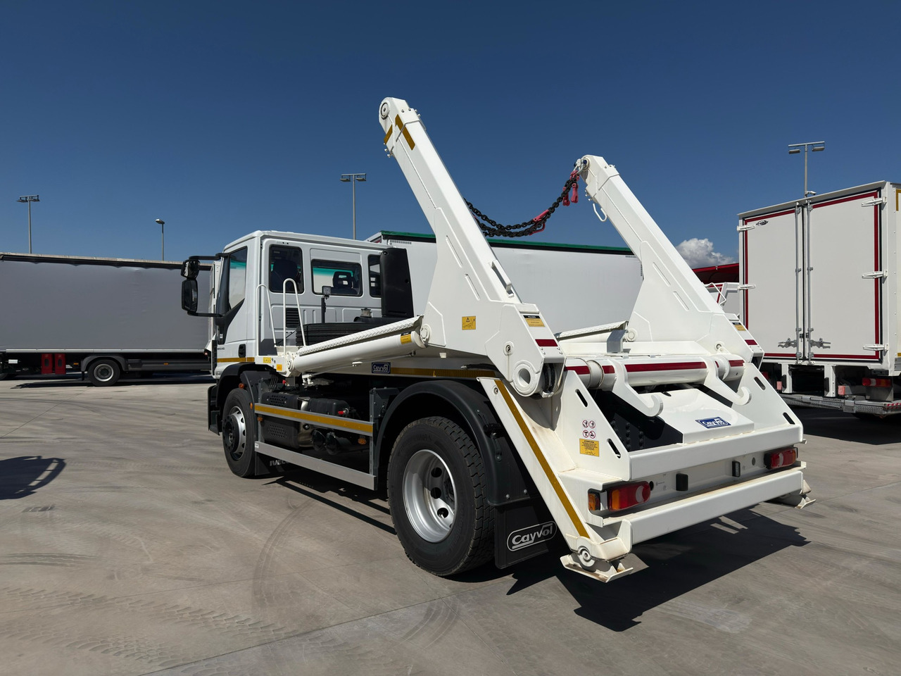 IVECO ML190E28L Eurocargo E6 (Track Equipment) - Camion multibenne: photos 4 IVECO ML190E28L Eurocargo E6 (Track Equipment) - Camion multibenne: photos 4