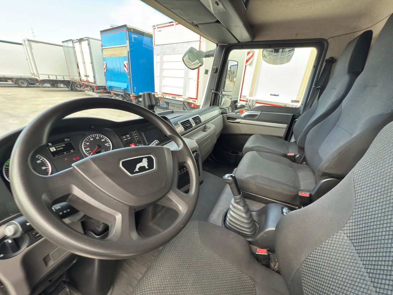MAN 8.190 TGL E6 (VAN) - Camion fourgon: photos 5 MAN 8.190 TGL E6 (VAN) - Camion fourgon: photos 5