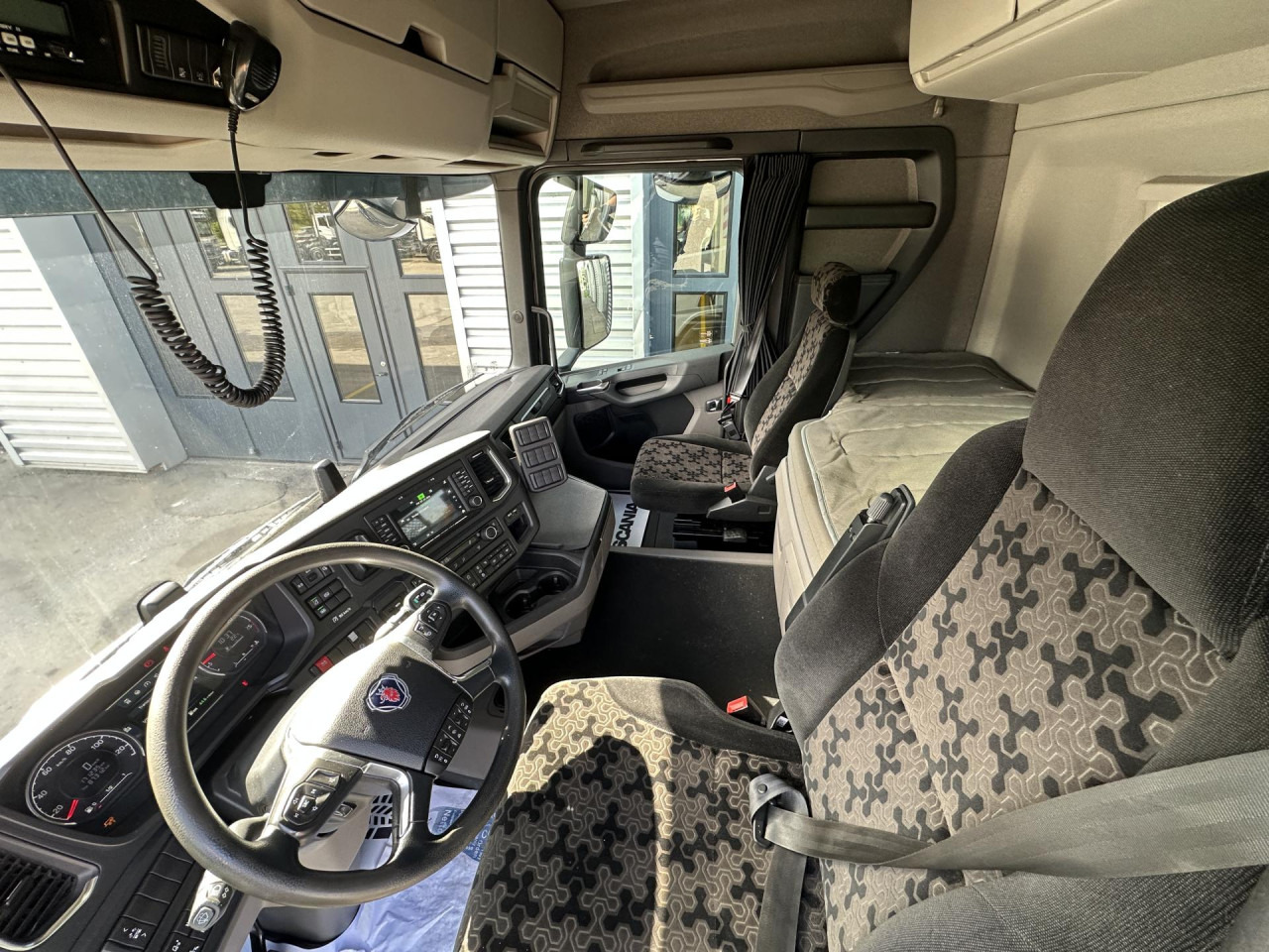 SCANIA R 450 B6x4HA - crédit-bail SCANIA R 450 B6x4HA: photos 13