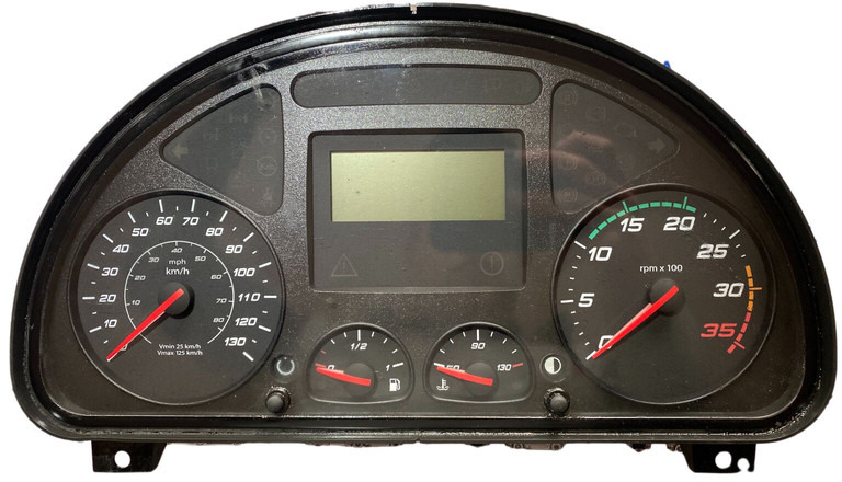 Iveco  - Panel de instrumentos: photos 1 Iveco  - Panel de instrumentos: photos 1