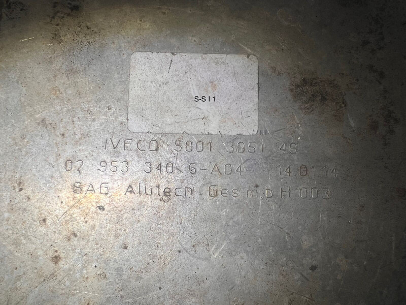 Iveco - Réservoir de carburant: photos 2 Iveco - Réservoir de carburant: photos 2
