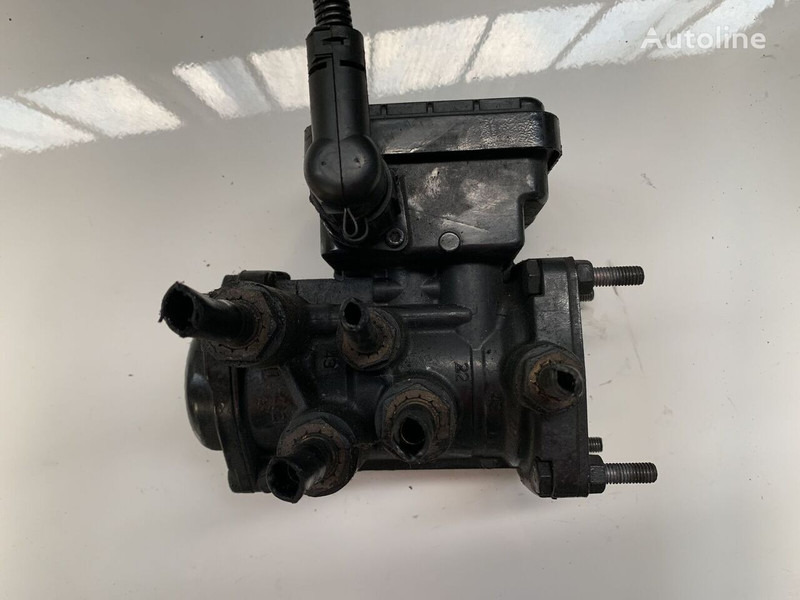 KNORR-BREMSE TGX - Valve: photos 2 KNORR-BREMSE TGX - Valve: photos 2