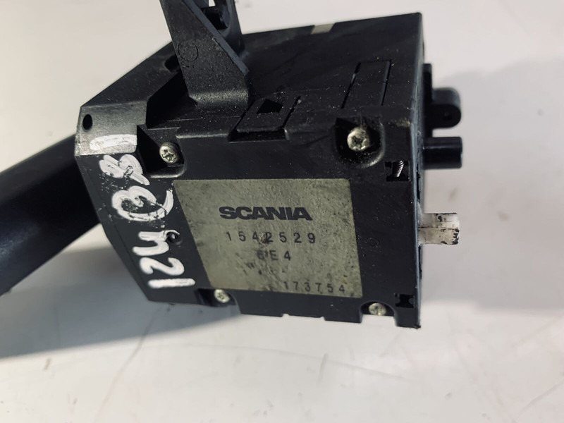 Scania 124 - Relais: photos 2 Scania 124 - Relais: photos 2