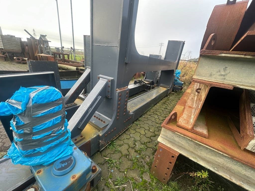 Pelle de manutention Fuchs SHL 850D Electro: photos 20