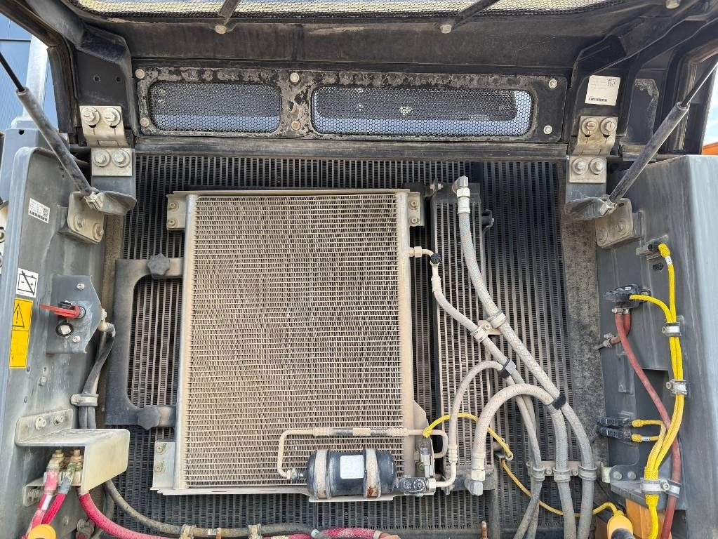 Pelle de démolition Liebherr R922 LC car dismantler: photos 31 Pelle de démolition Liebherr R922 LC car dismantler: photos 31