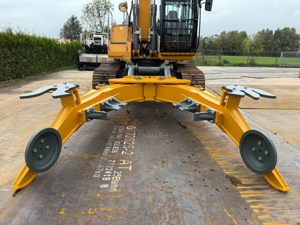 Pelle de démolition Liebherr R922 LC car dismantler: photos 16 Pelle de démolition Liebherr R922 LC car dismantler: photos 16