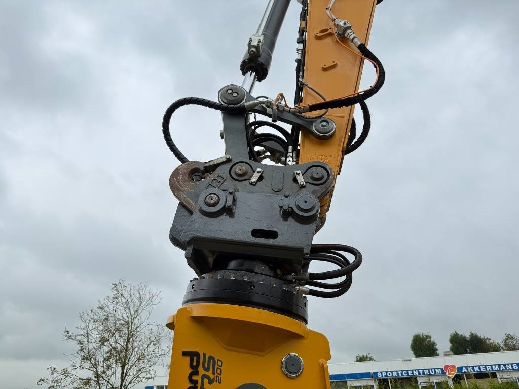 Pelle de démolition Liebherr R922 LC car dismantler: photos 7 Pelle de démolition Liebherr R922 LC car dismantler: photos 7